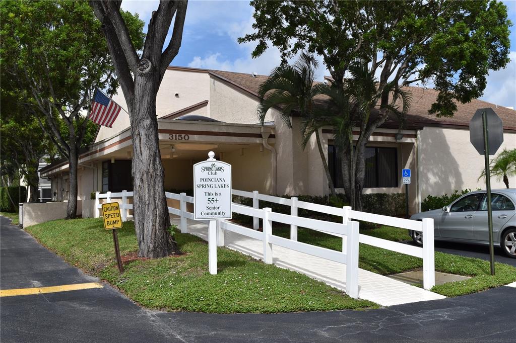 Poinciana Lakes Bldgs A & - Residential