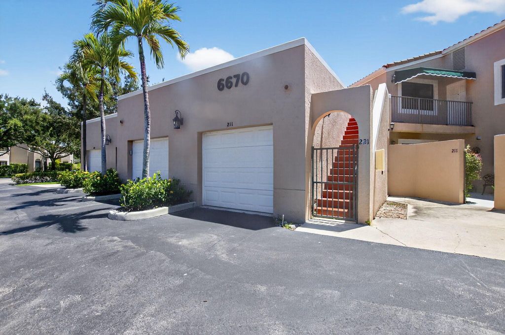 Photo of 6670 Villa Sonrisa Drive #221, Boca Raton, FL 33433 (MLS # R11099467)