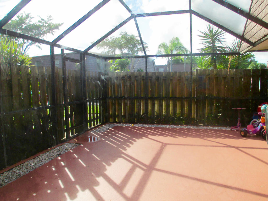 COURTYARDS AT BOCA - Residential Lease