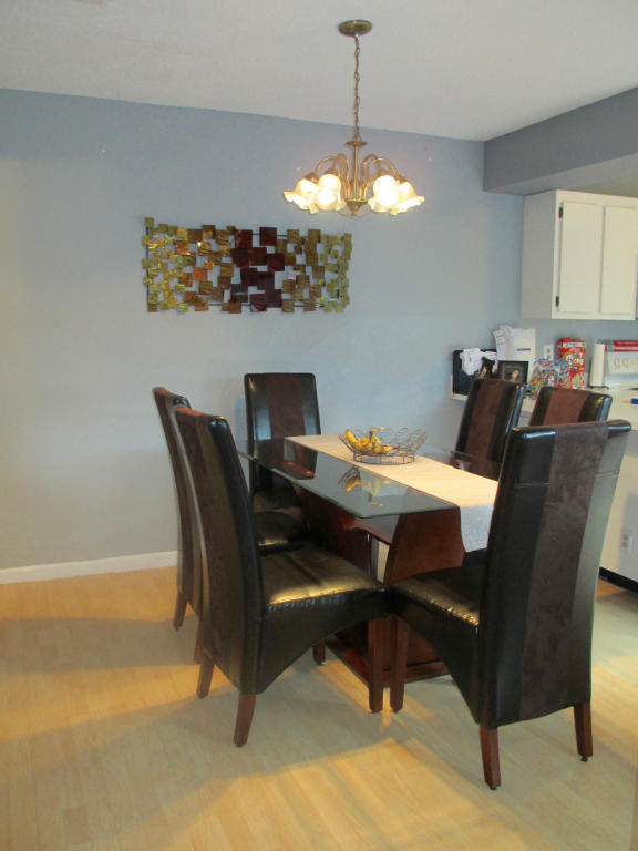 COURTYARDS AT BOCA - Residential Lease