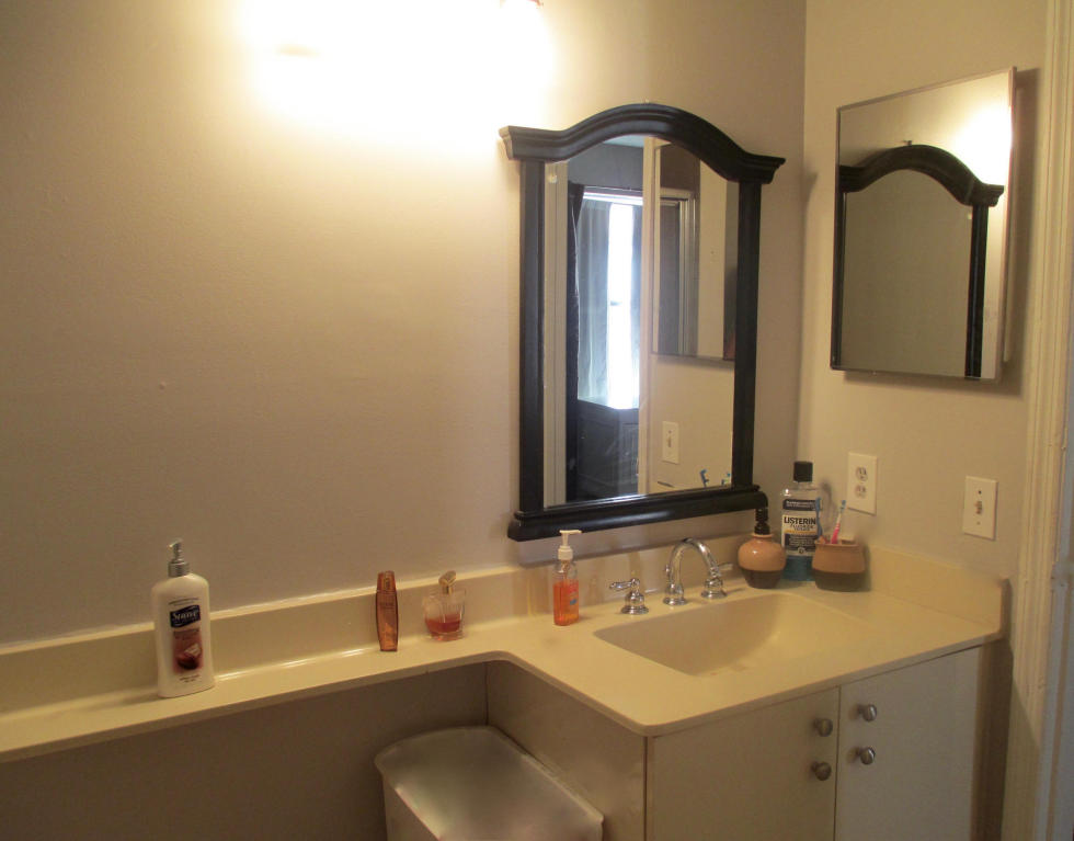 COURTYARDS AT BOCA - Residential Lease