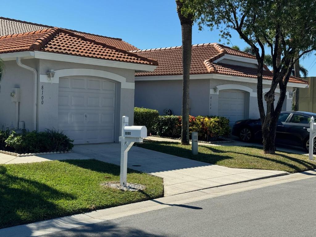 8100 Summer Shores Drive