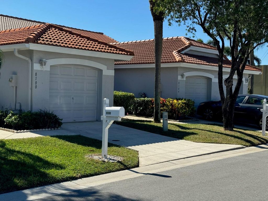 Photo of 8100 Summer Shores Drive, Delray Beach, FL 33446 (MLS # R11147306)