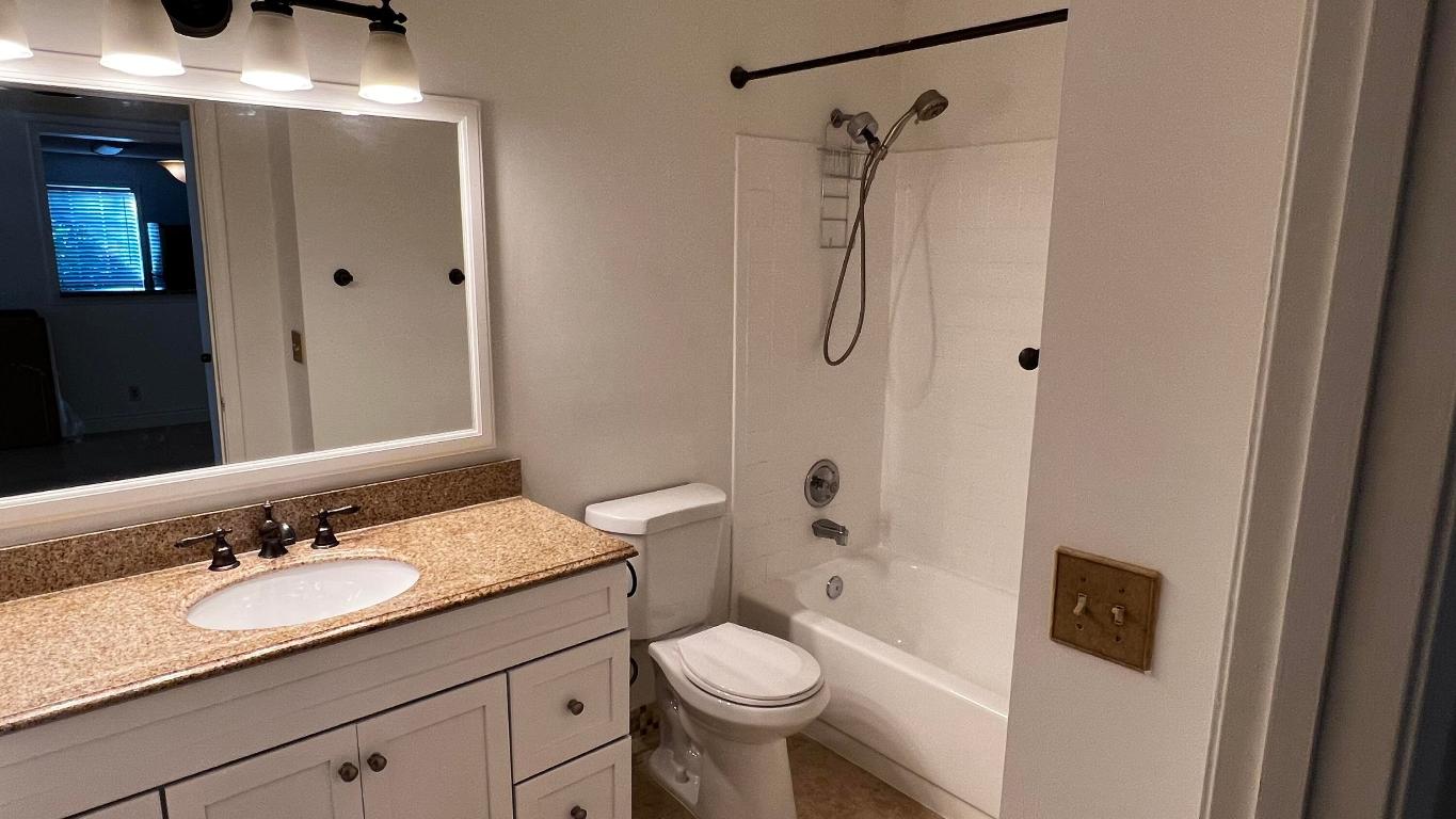 HEATHERWOOD CONDO - Residential Lease