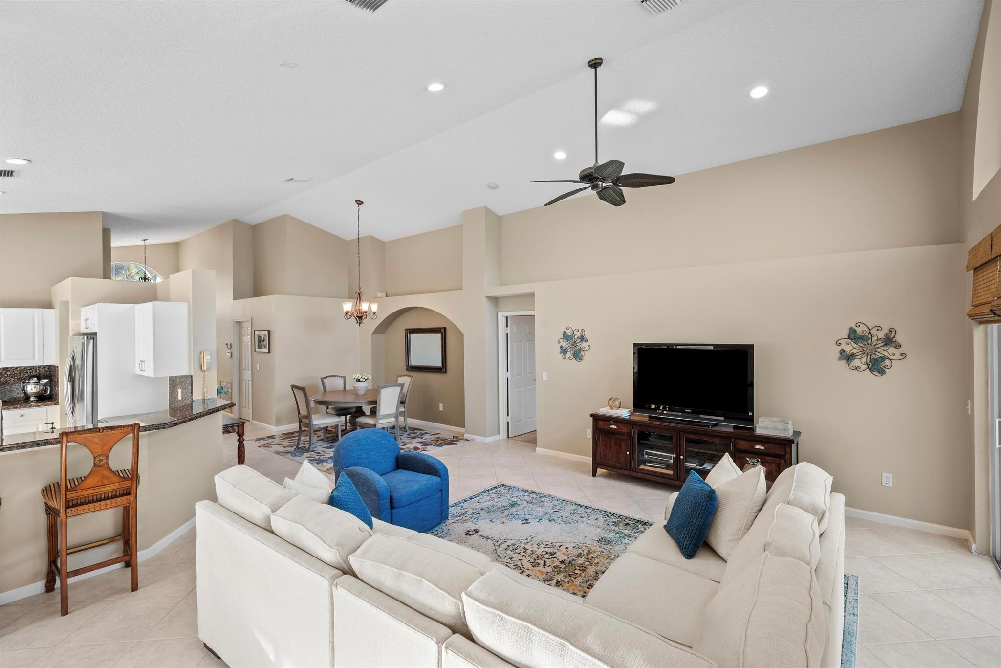 POLO TRACE 2 1 - Residential