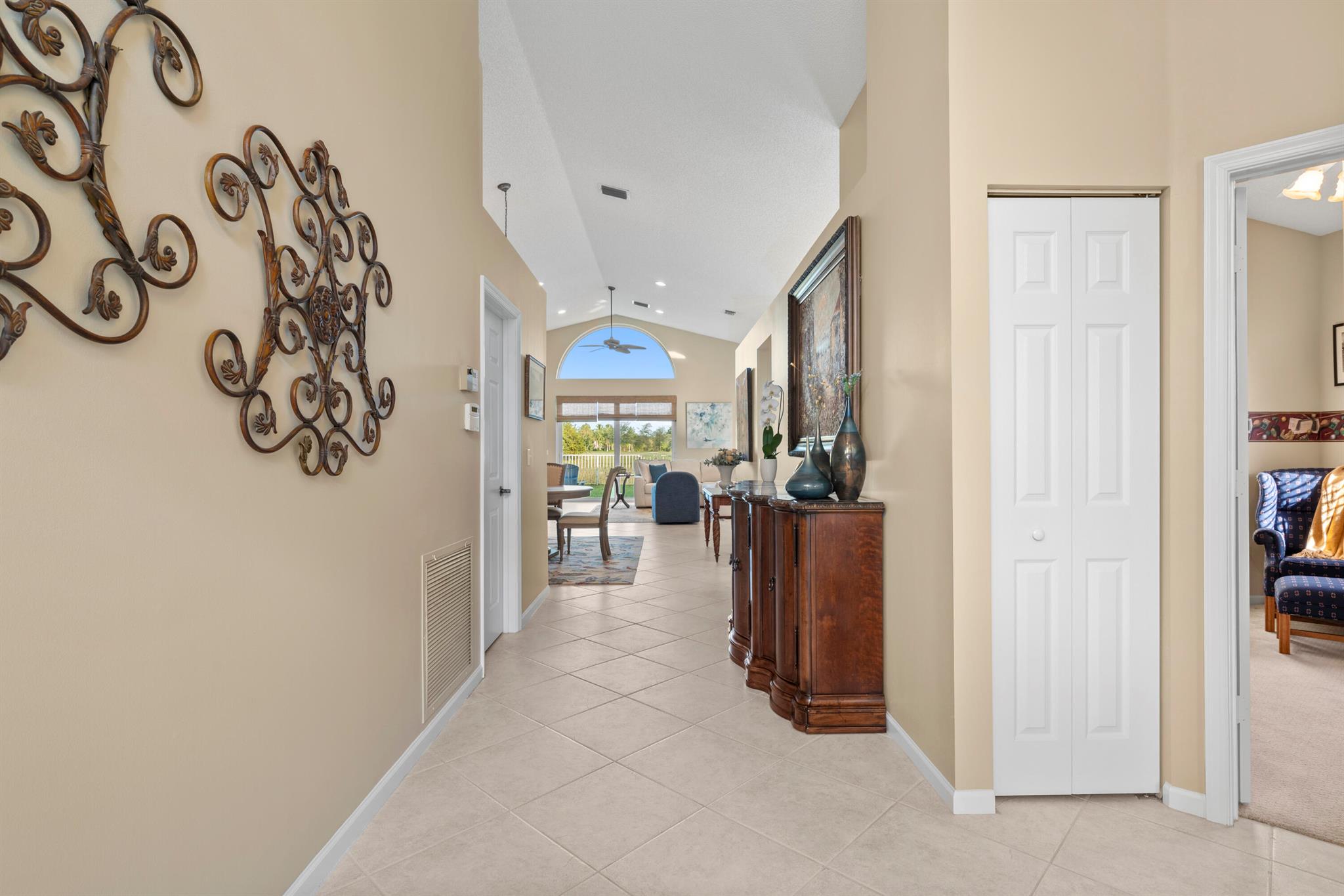 POLO TRACE 2 1 - Residential