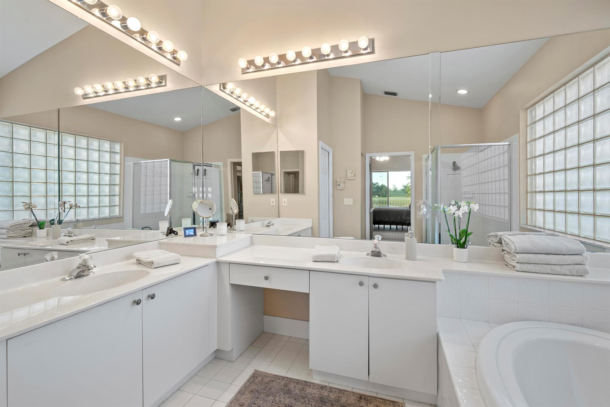 POLO TRACE 2 1 - Residential