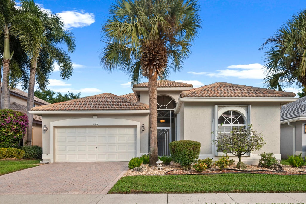 Photo of 13574 Kiltie Court, Delray Beach, FL 33446 (MLS # R11142210)