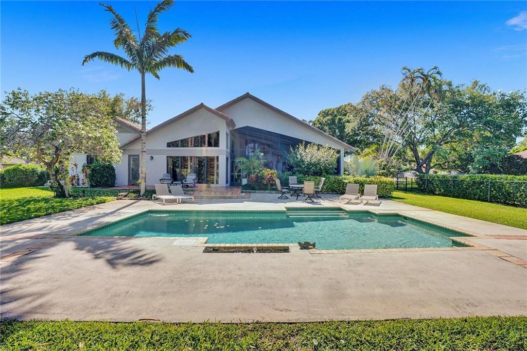 DELRAY LAKES EST - Residential