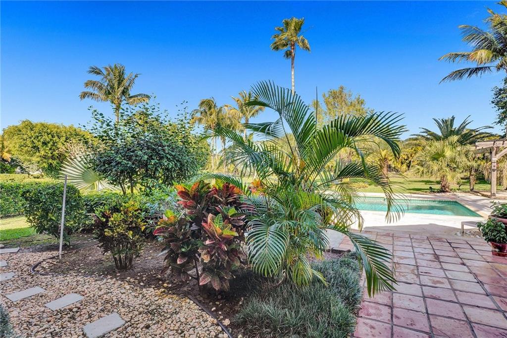 DELRAY LAKES EST - Residential