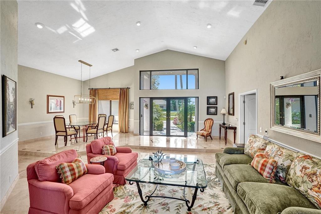 DELRAY LAKES EST - Residential