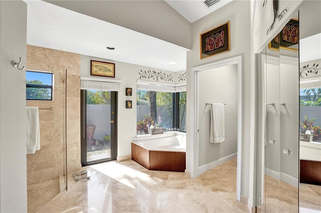 DELRAY LAKES EST - Residential