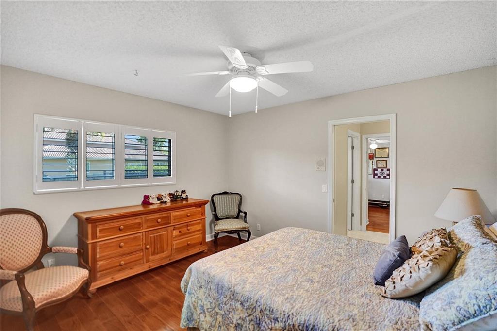 DELRAY LAKES EST - Residential