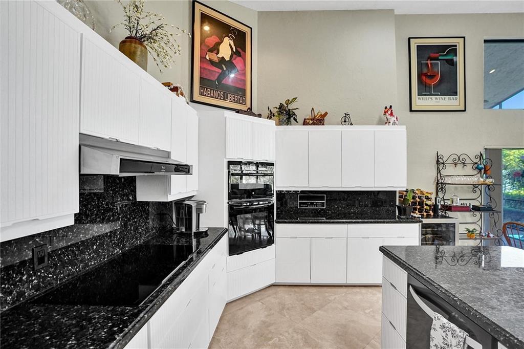 DELRAY LAKES EST - Residential