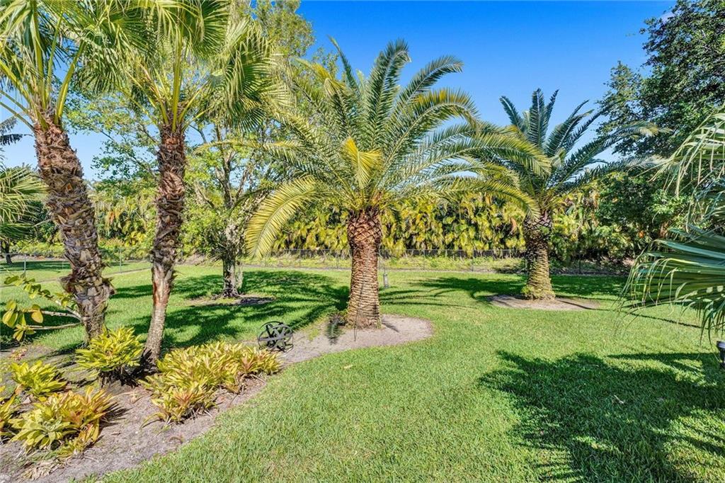 DELRAY LAKES EST - Residential