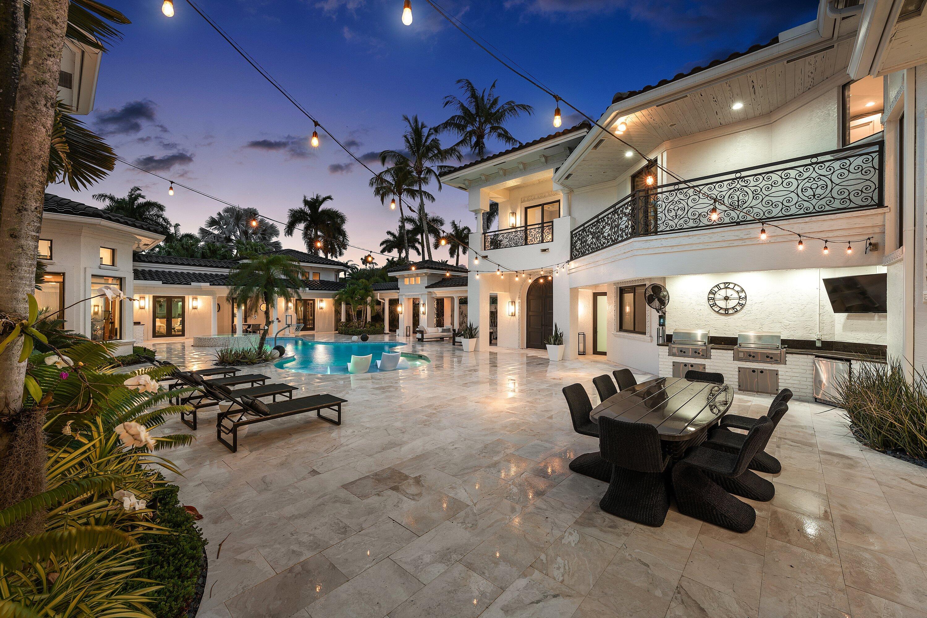 CARLTON ESTATES AT WOODFIELD COUNTRY CLUB - Residential