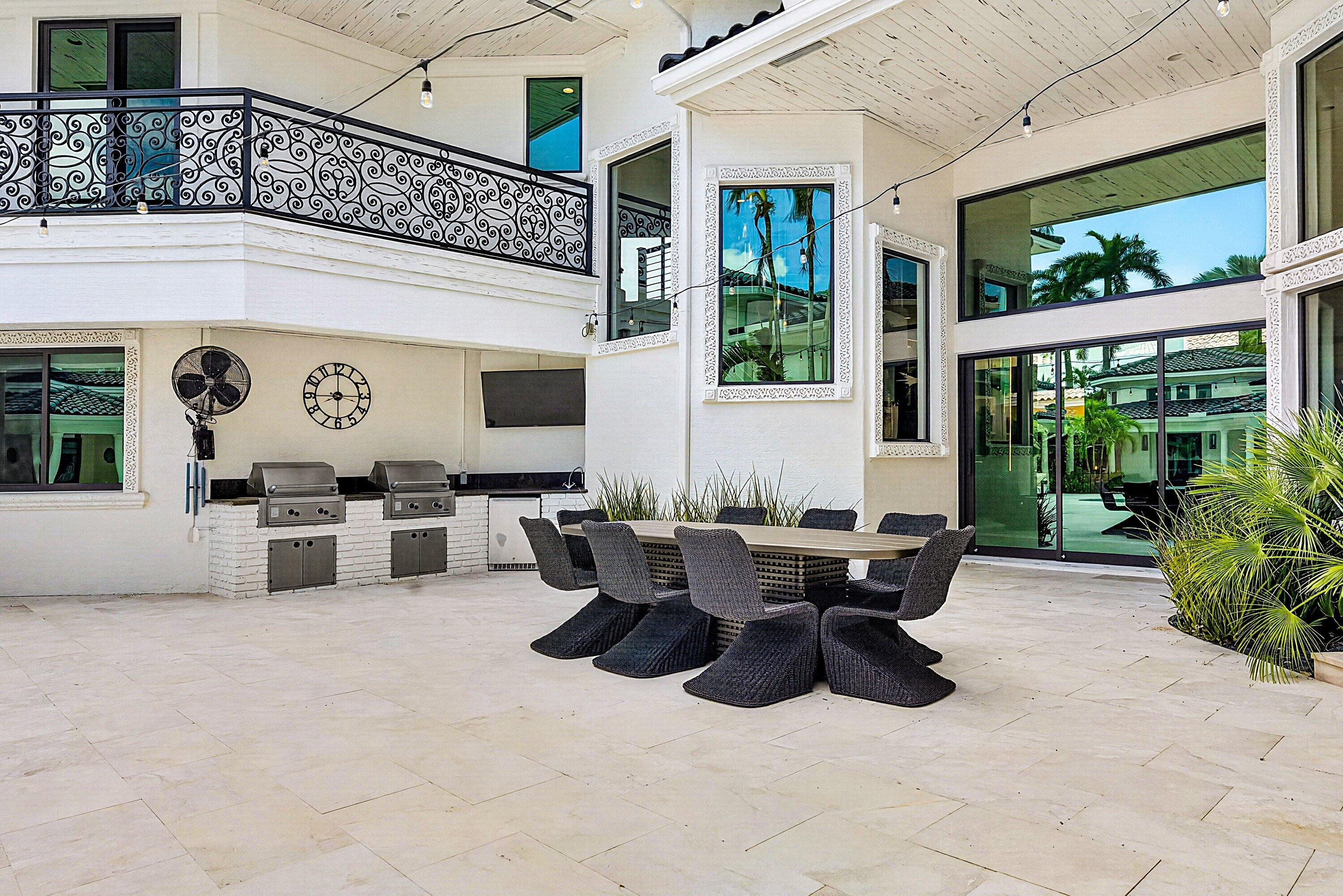CARLTON ESTATES AT WOODFIELD COUNTRY CLUB - Residential