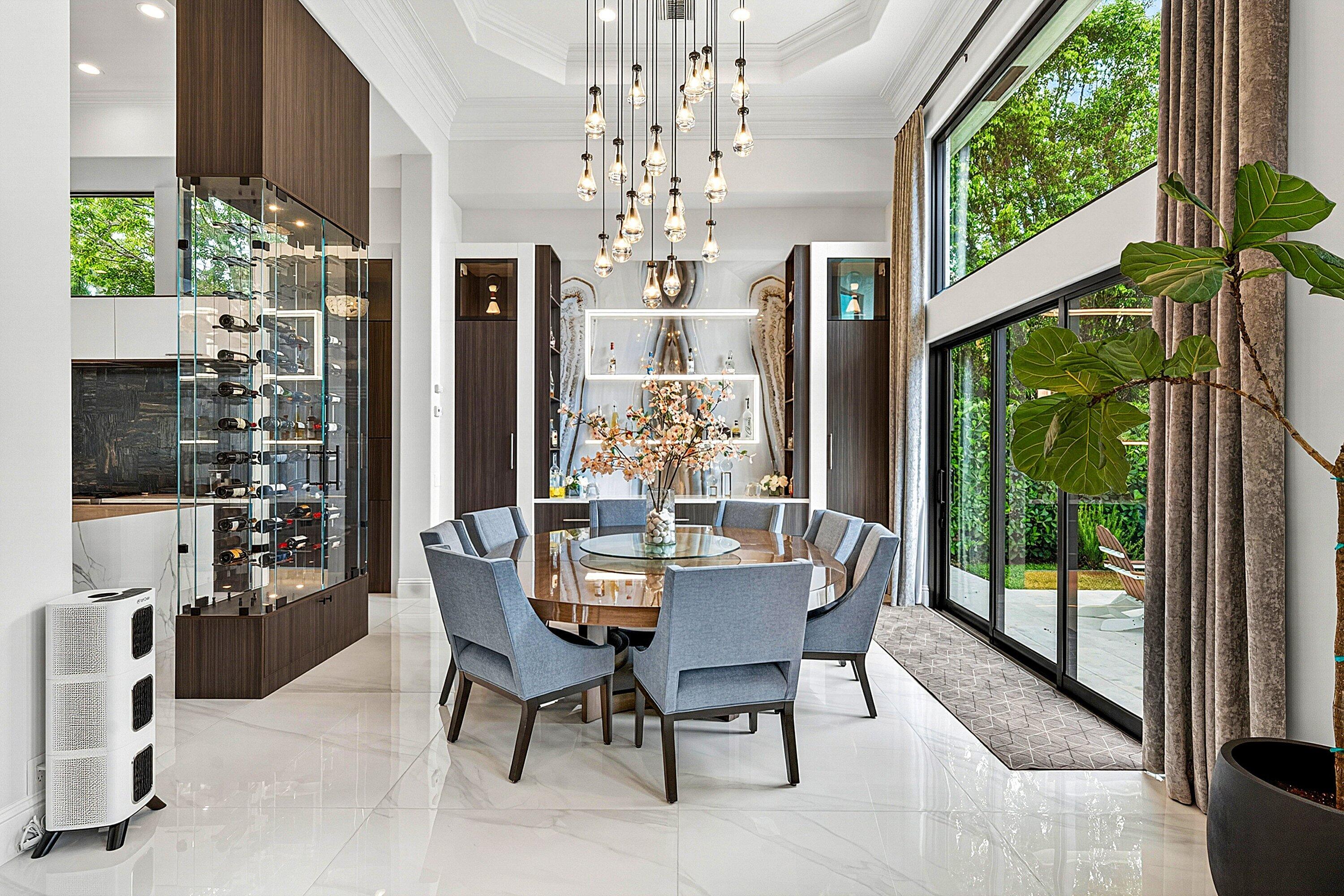 CARLTON ESTATES AT WOODFIELD COUNTRY CLUB - Residential