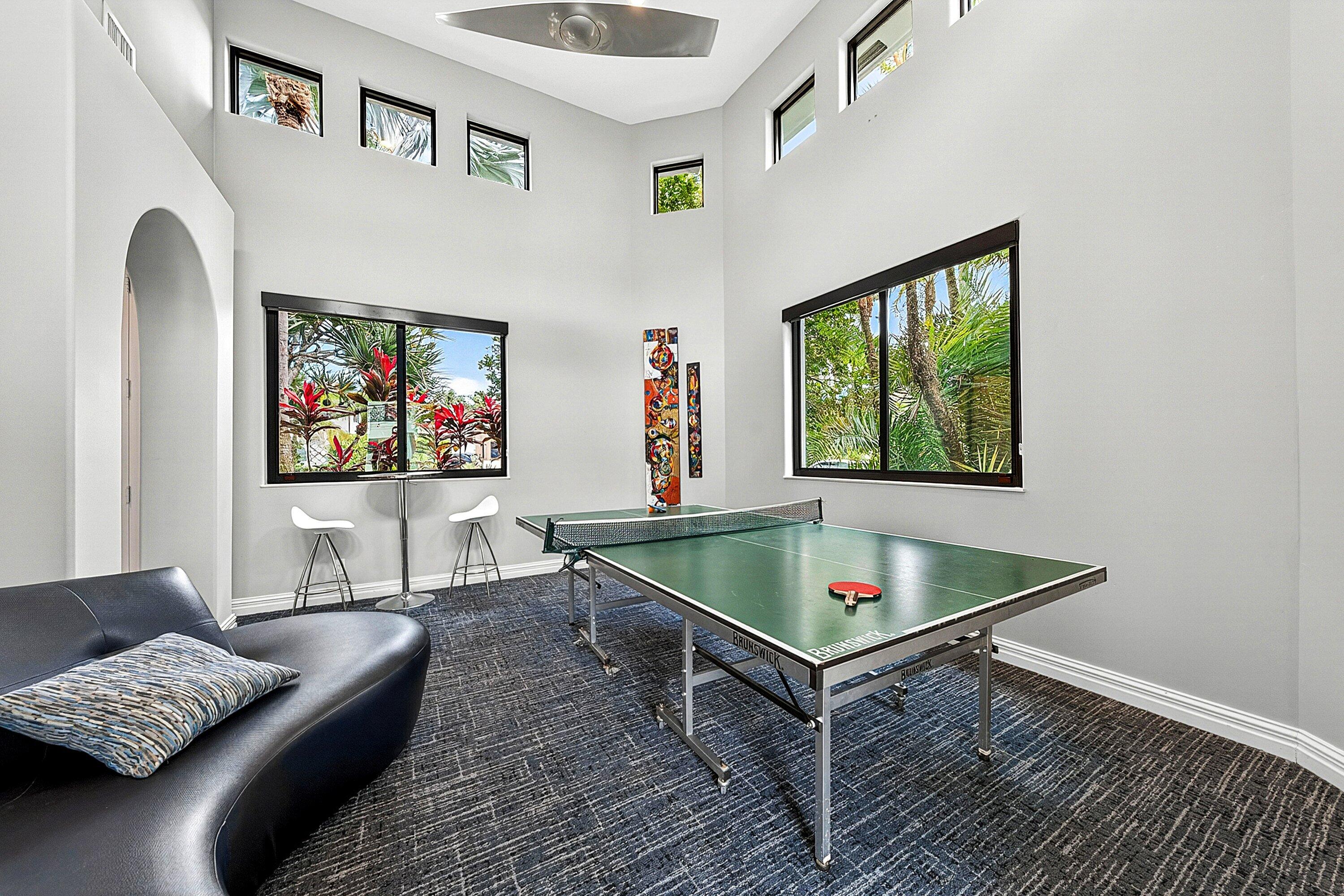 CARLTON ESTATES AT WOODFIELD COUNTRY CLUB - Residential