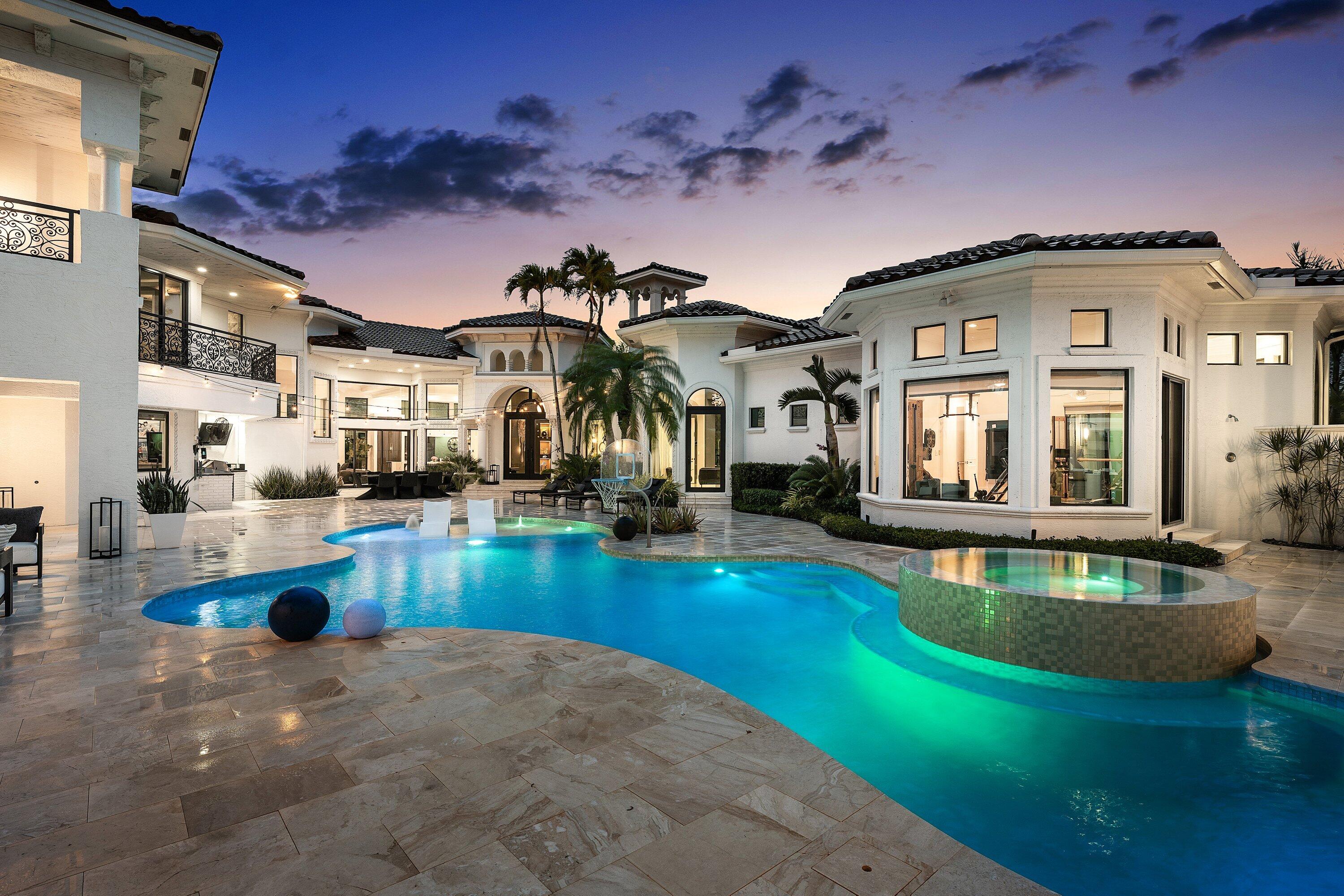 CARLTON ESTATES AT WOODFIELD COUNTRY CLUB - Residential
