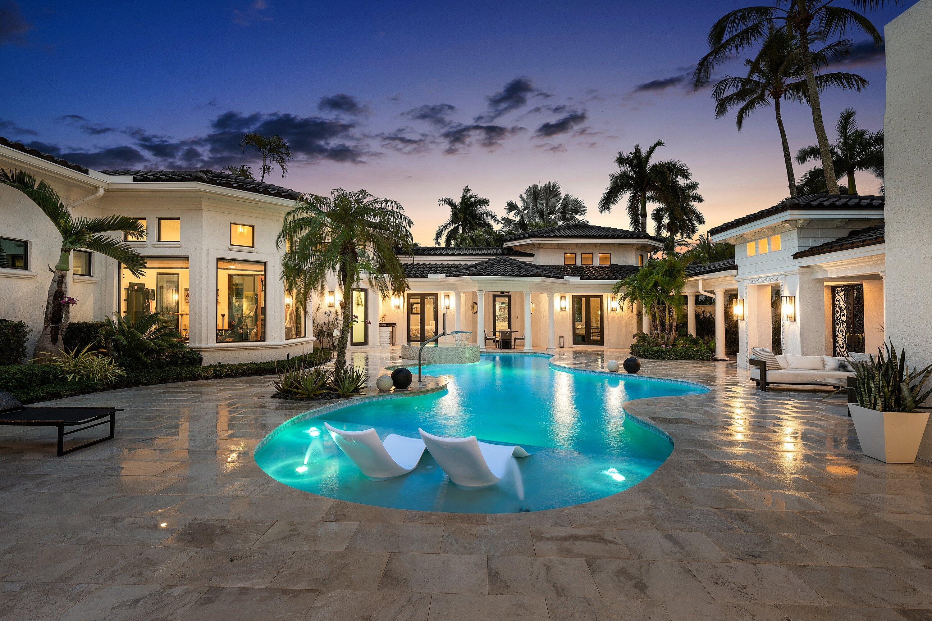 CARLTON ESTATES AT WOODFIELD COUNTRY CLUB - Residential