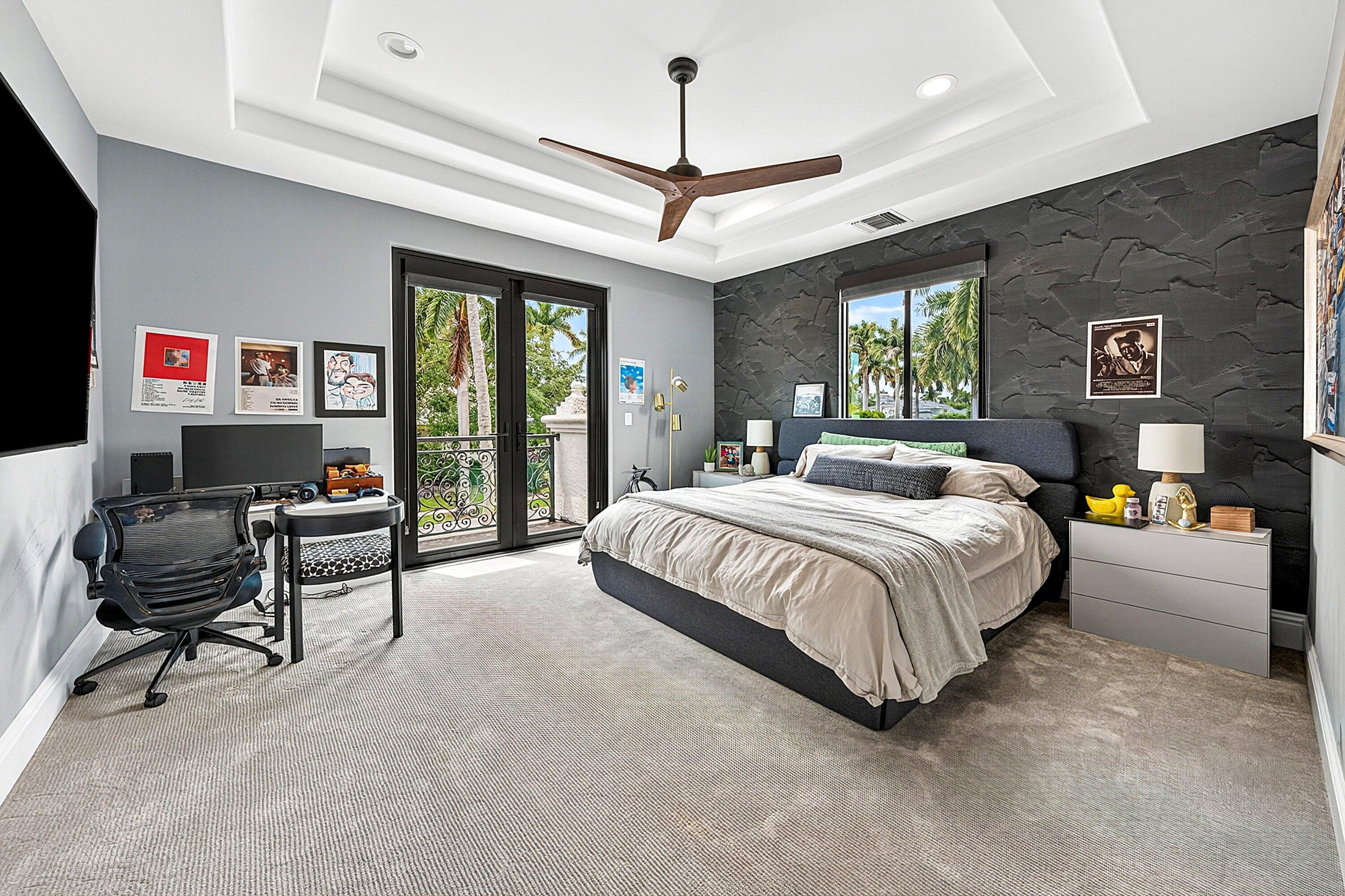 CARLTON ESTATES AT WOODFIELD COUNTRY CLUB - Residential