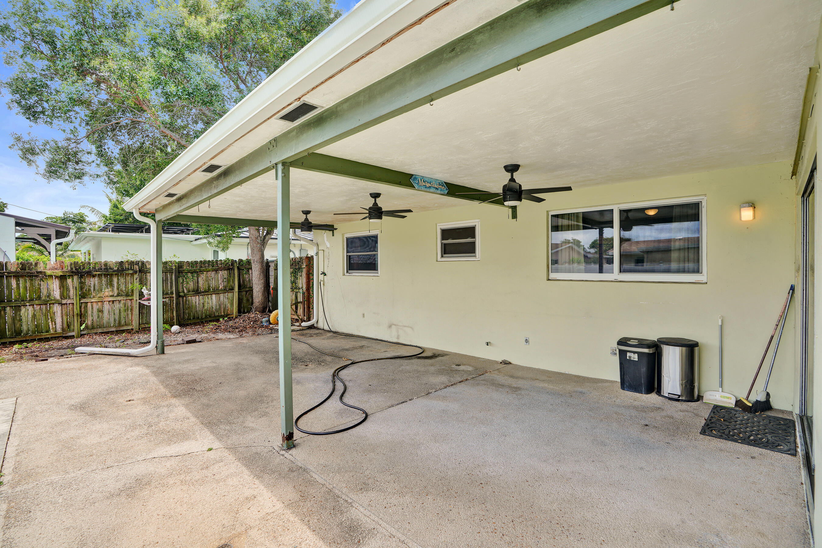 Boulevard Park 51-33 B - Residential