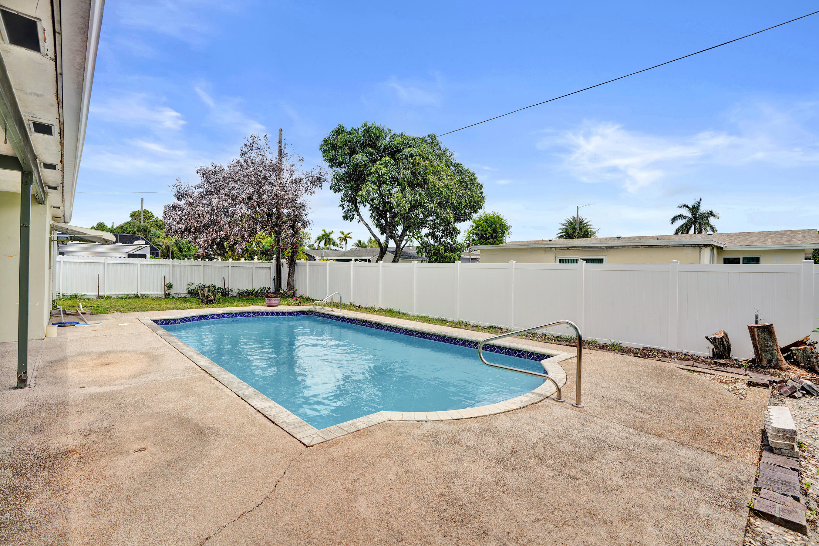 Boulevard Park 51-33 B - Residential