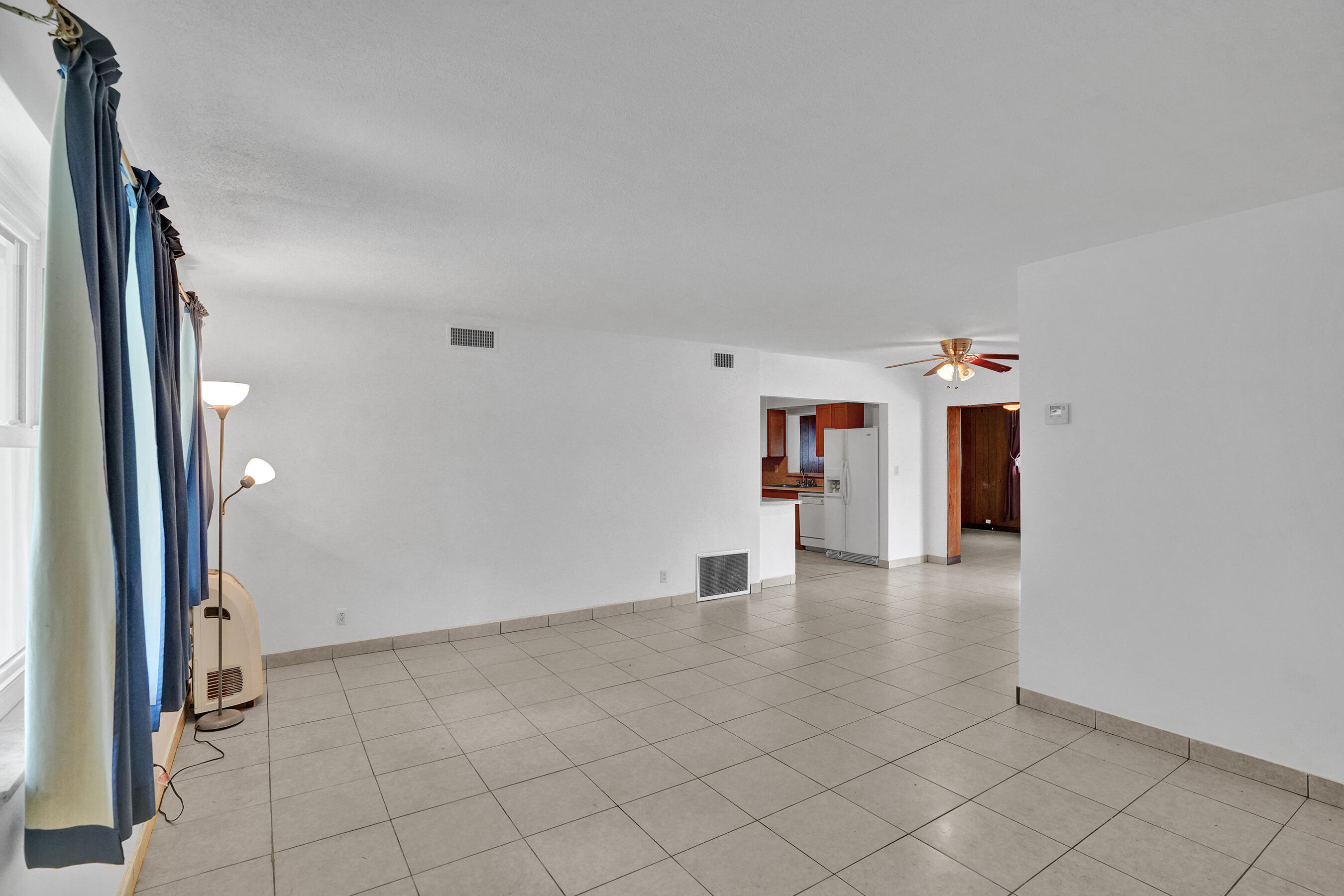 Boulevard Park 51-33 B - Residential
