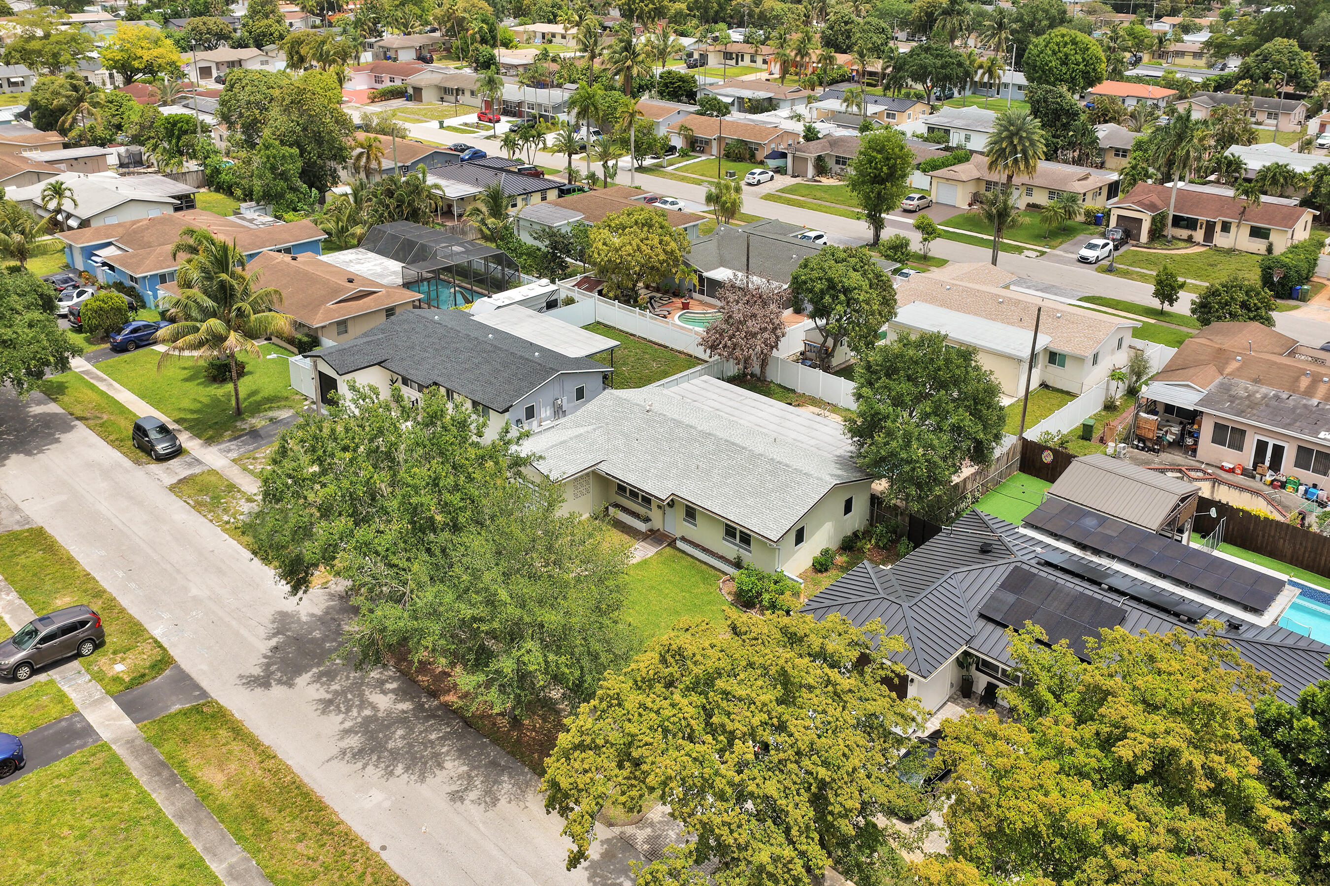 Boulevard Park 51-33 B - Residential