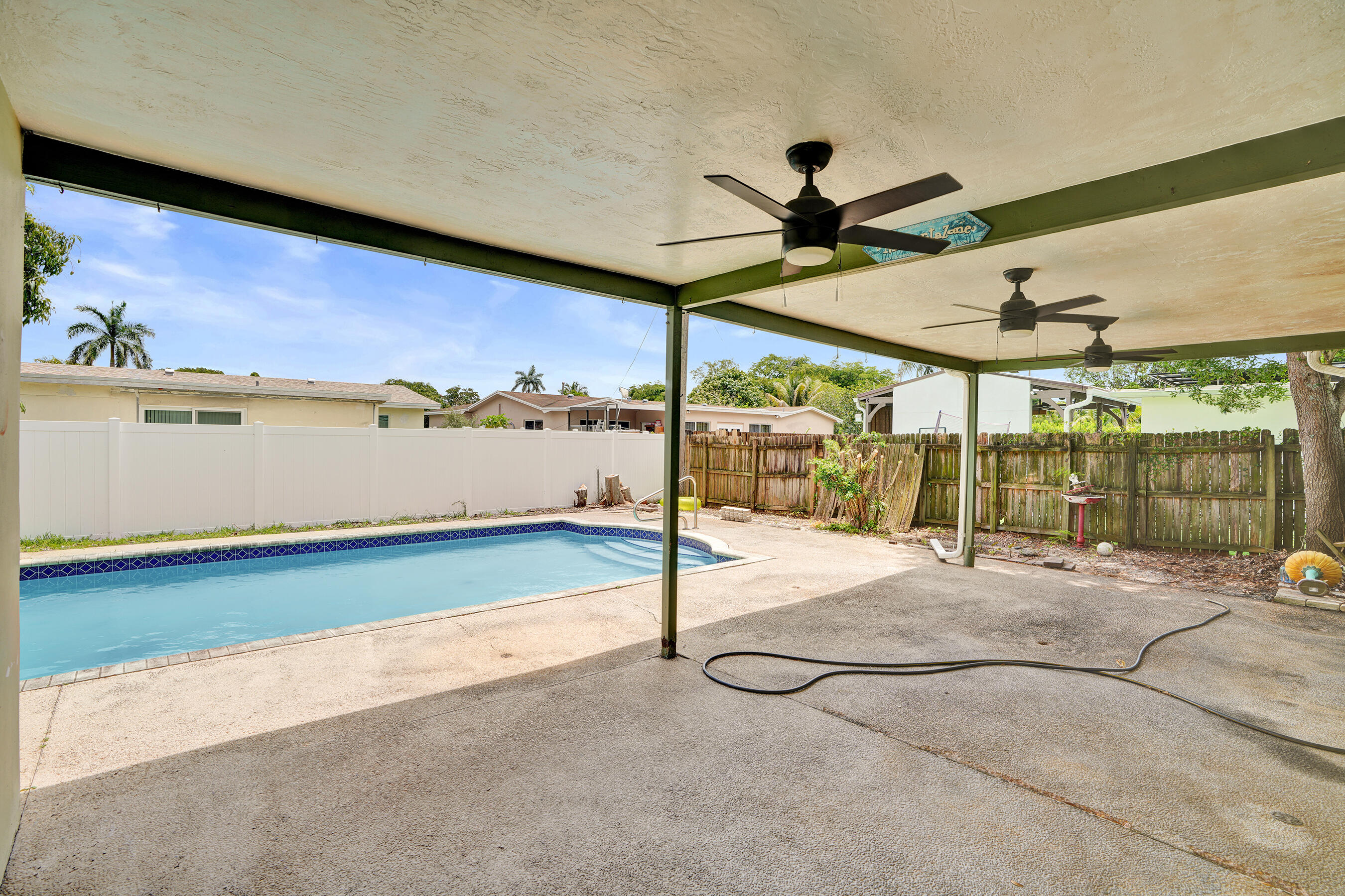 Boulevard Park 51-33 B - Residential