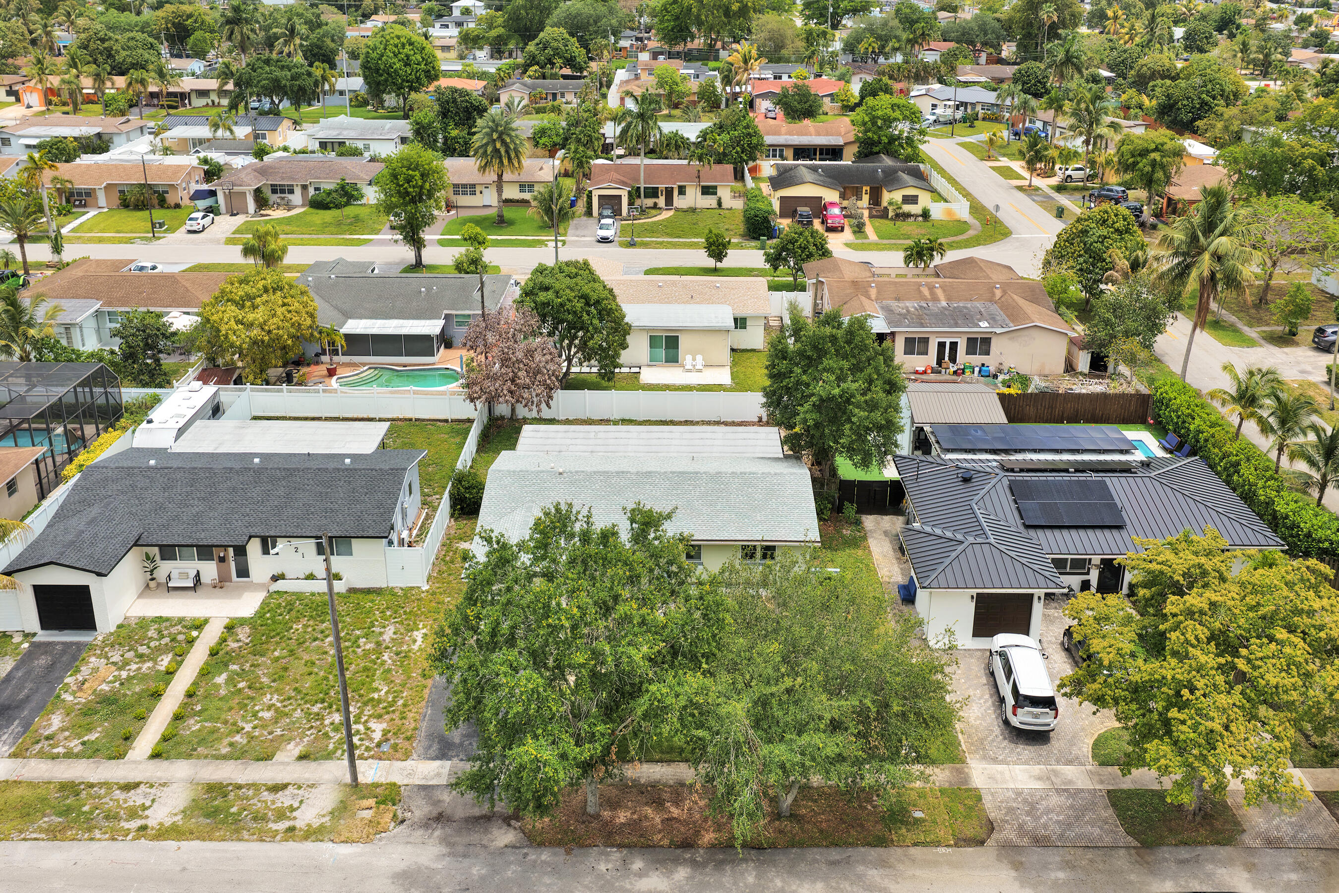 Boulevard Park 51-33 B - Residential