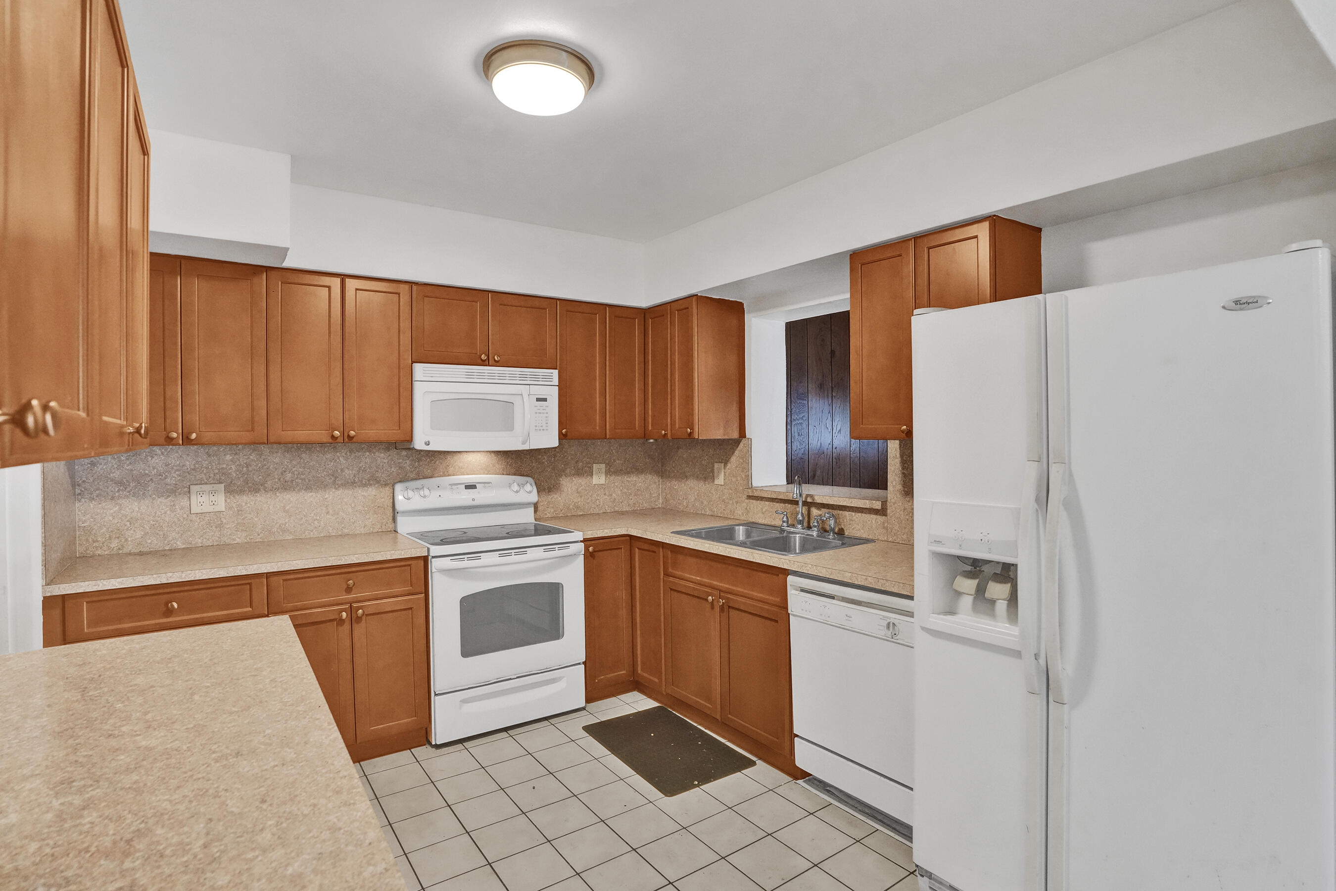 Boulevard Park 51-33 B - Residential