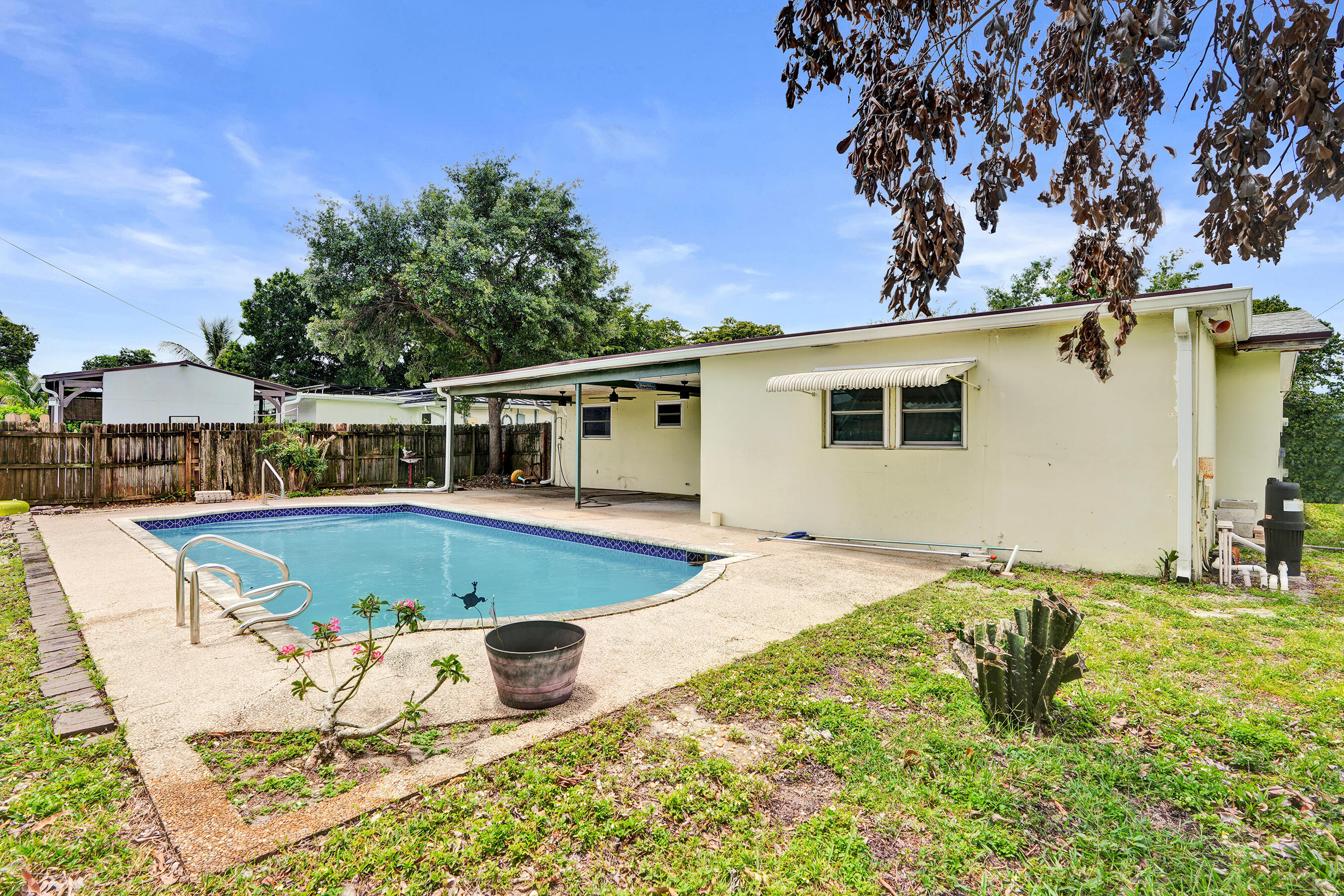 Boulevard Park 51-33 B - Residential