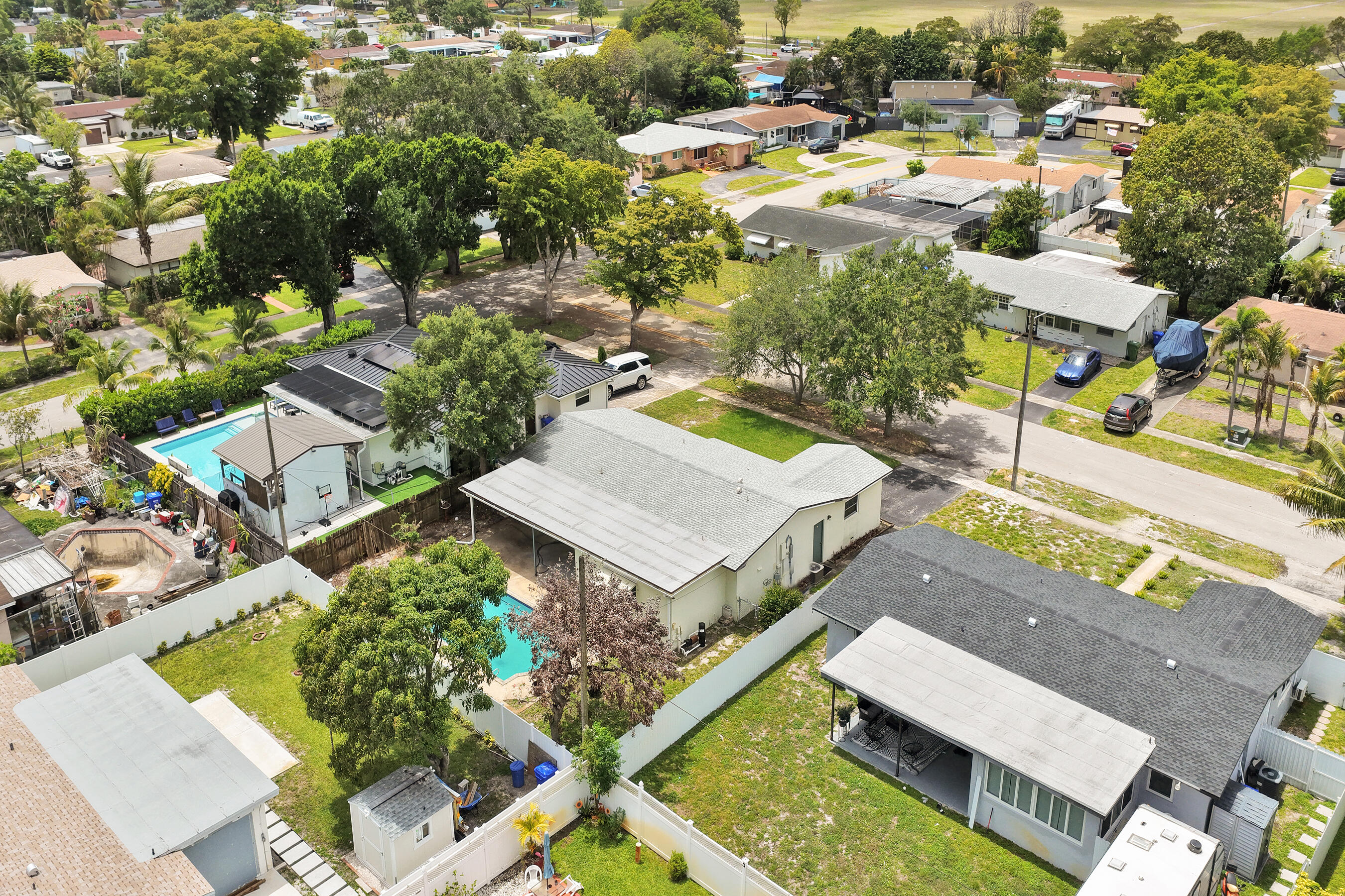 Boulevard Park 51-33 B - Residential