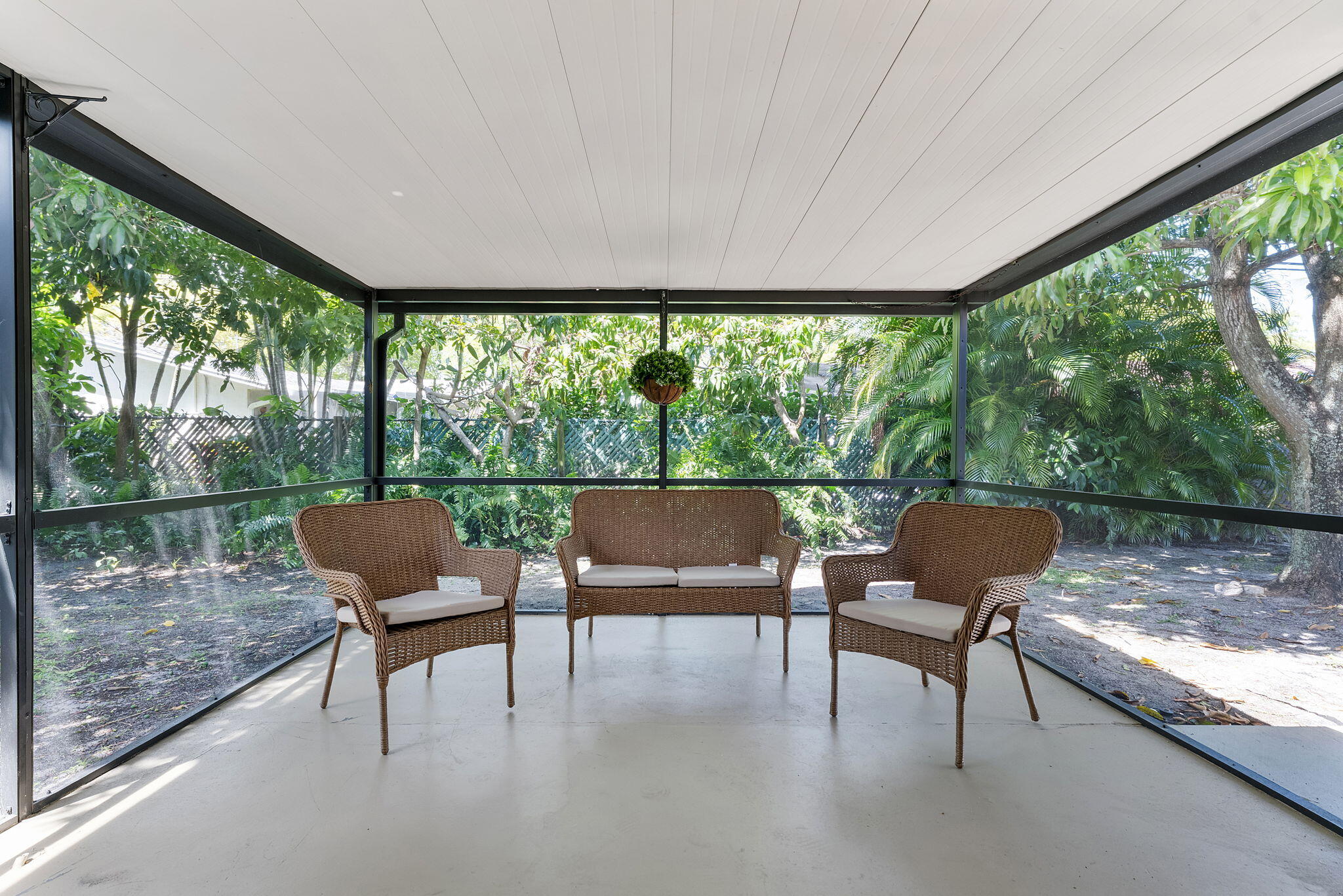 LAKE CLARKE TERR - Residential