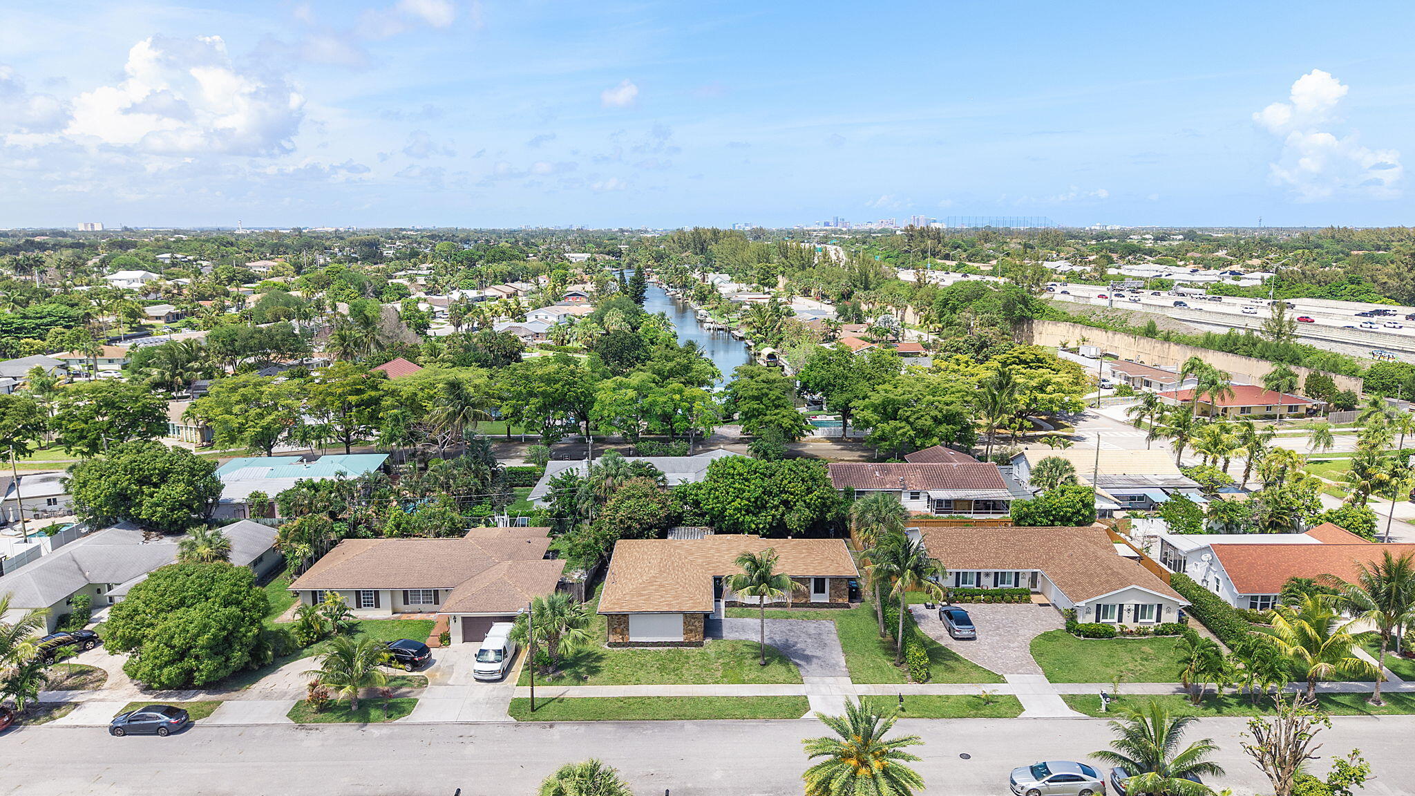 LAKE CLARKE TERR - Residential