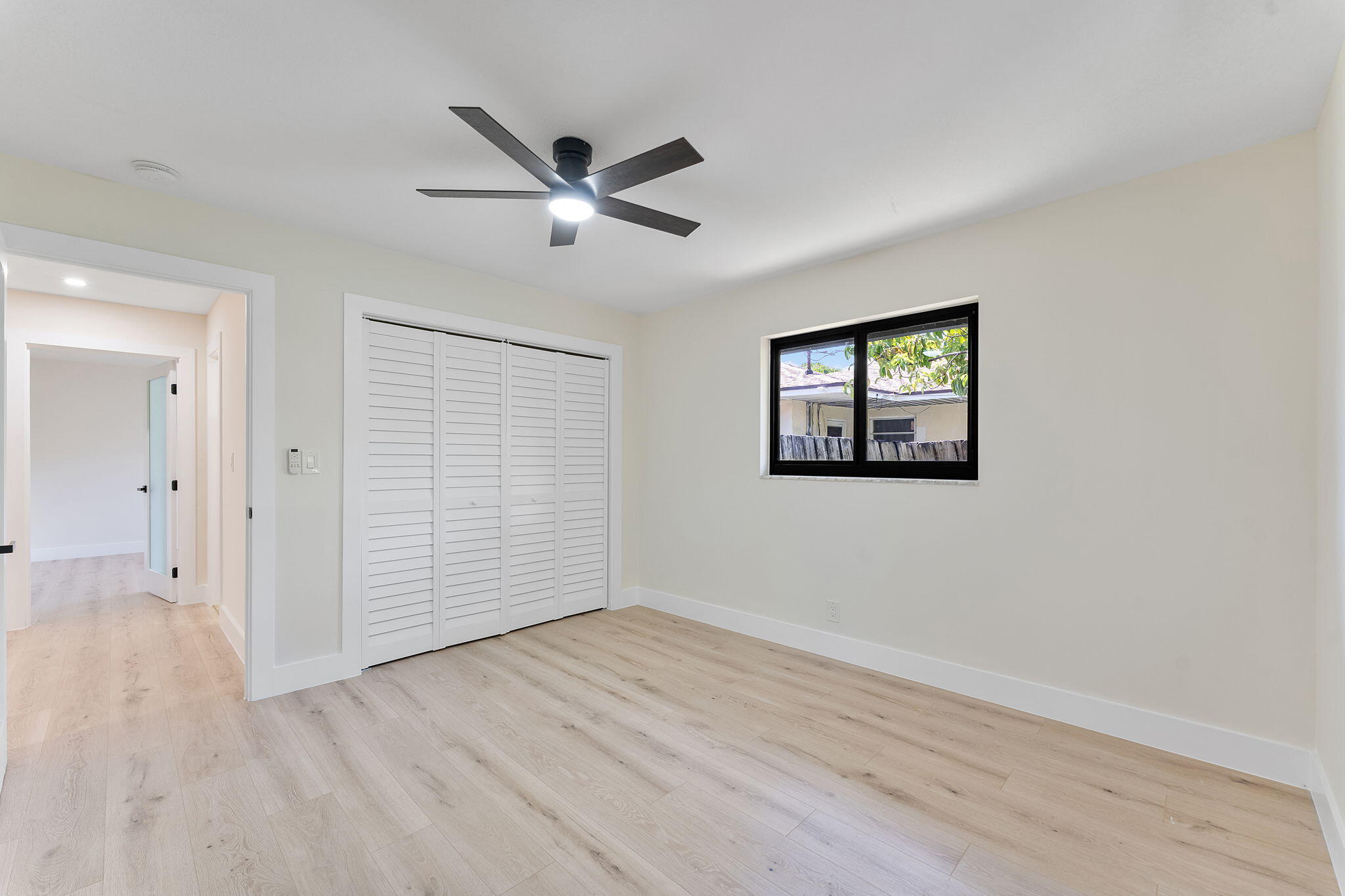 LAKE CLARKE TERR - Residential