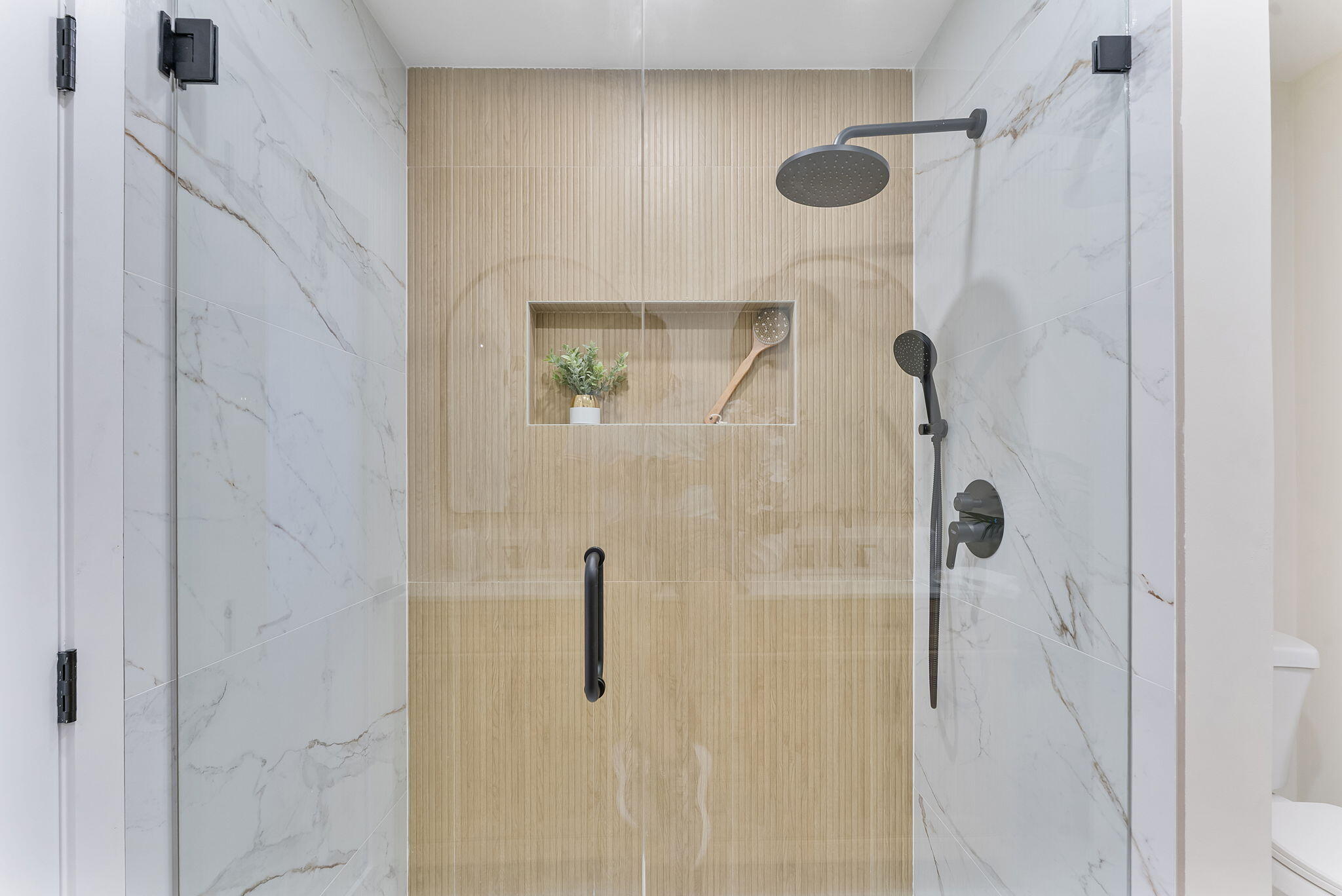 LAKE CLARKE TERR - Residential