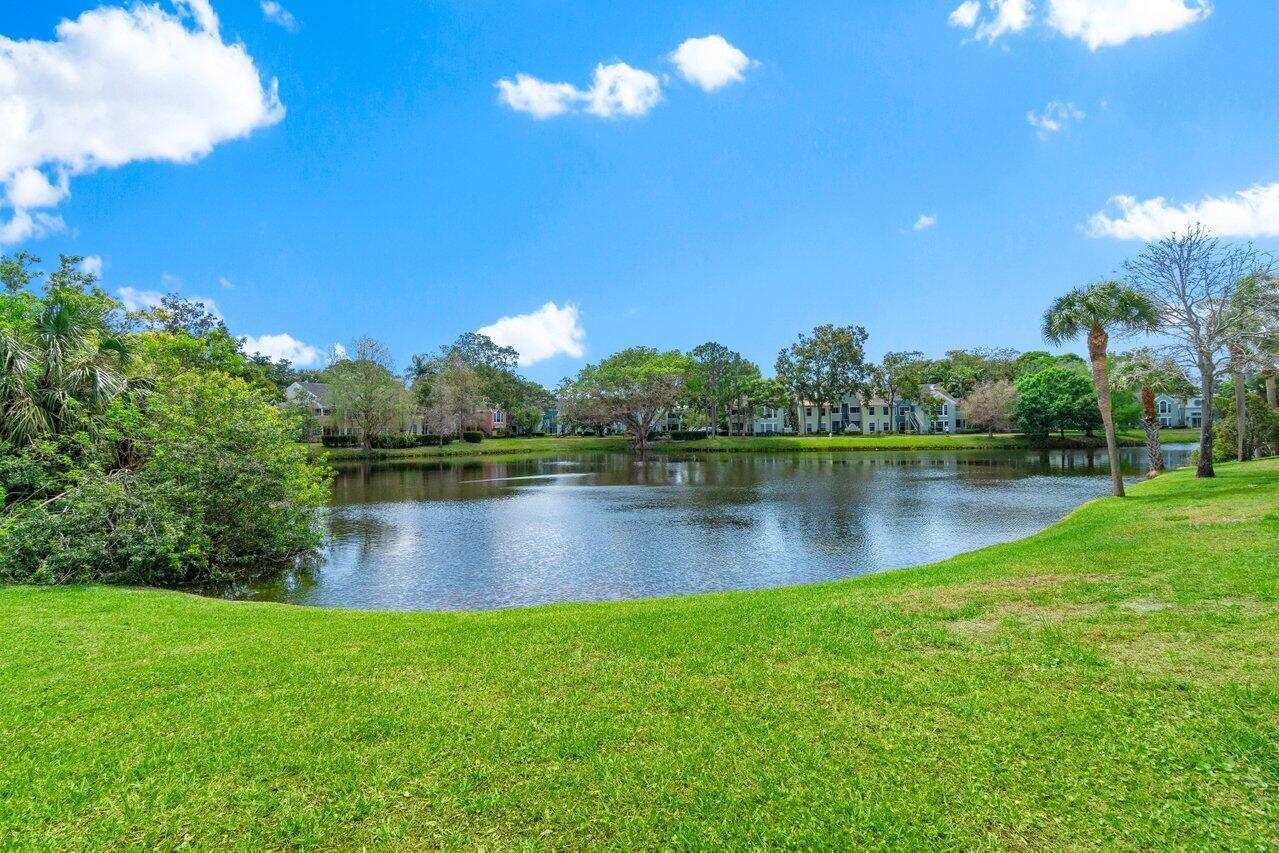 2040 Alta Meadows Lane 1612