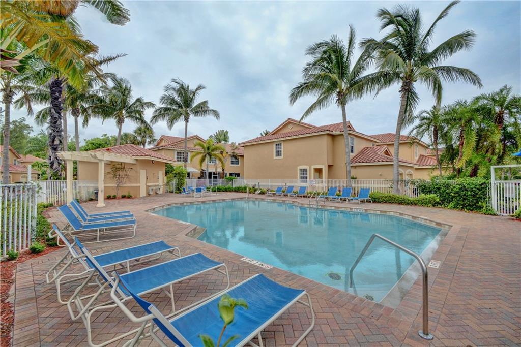 San Brianna - Residential