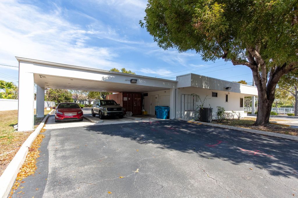 Photo of 2419 S Seacrest Boulevard, Boynton Beach, FL 33435 (MLS # R11167841)