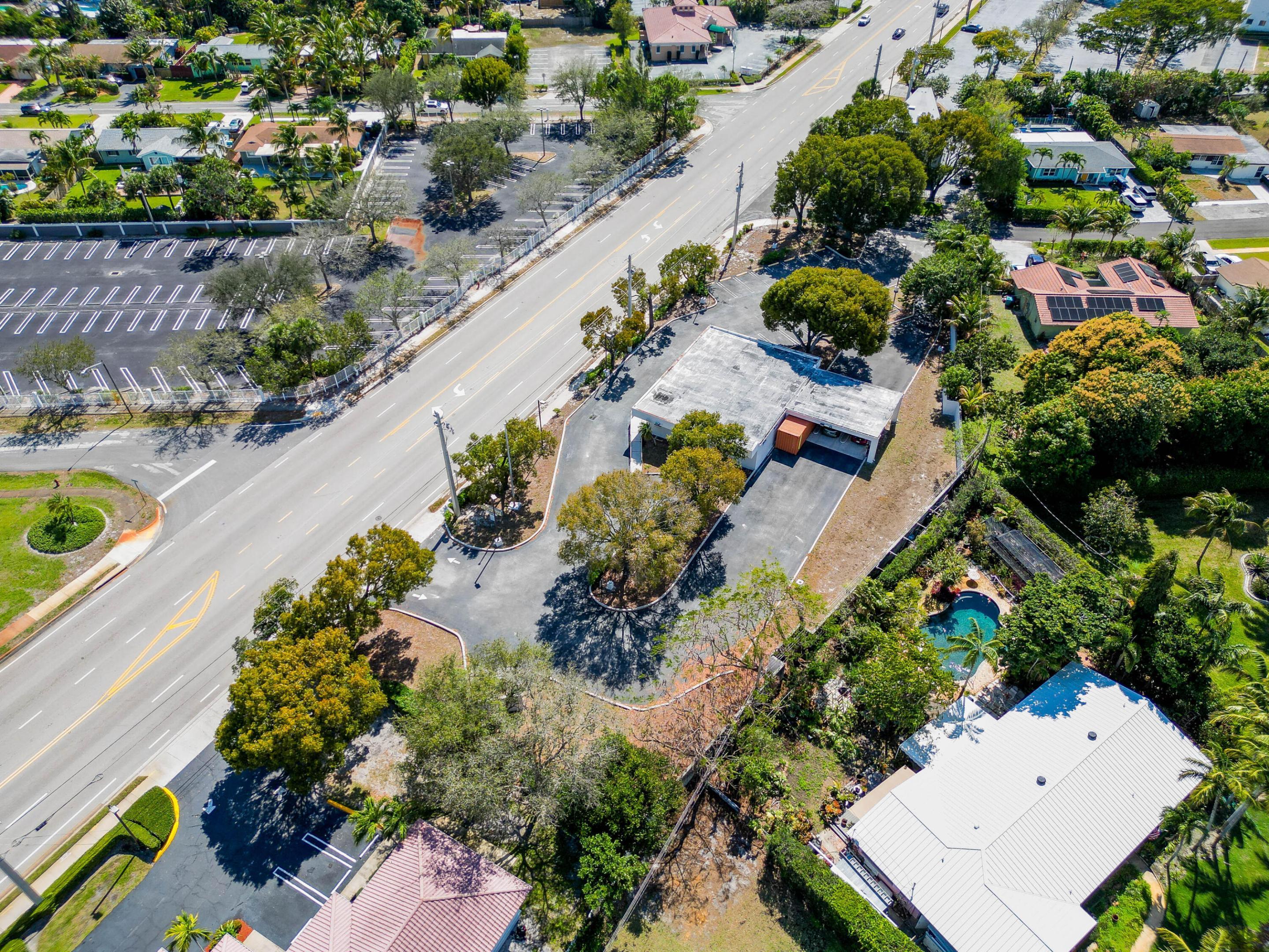 2419 S Seacrest Boulevard