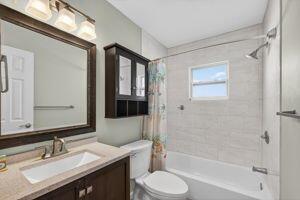 HOBE SOUND ESTATES - Residential