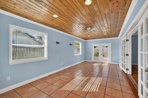 HOBE SOUND ESTATES - Residential