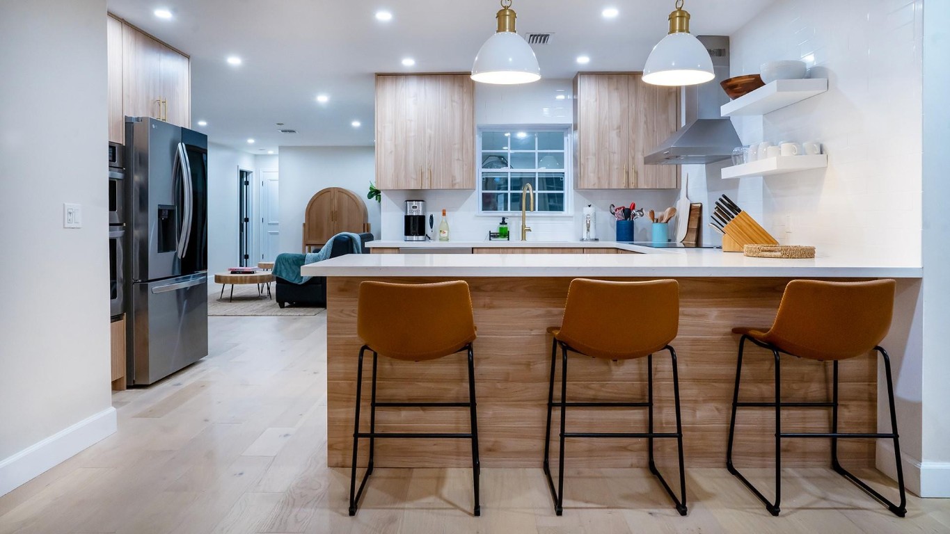 LAKE IDA SHORES 1ST ADD - Residential Lease