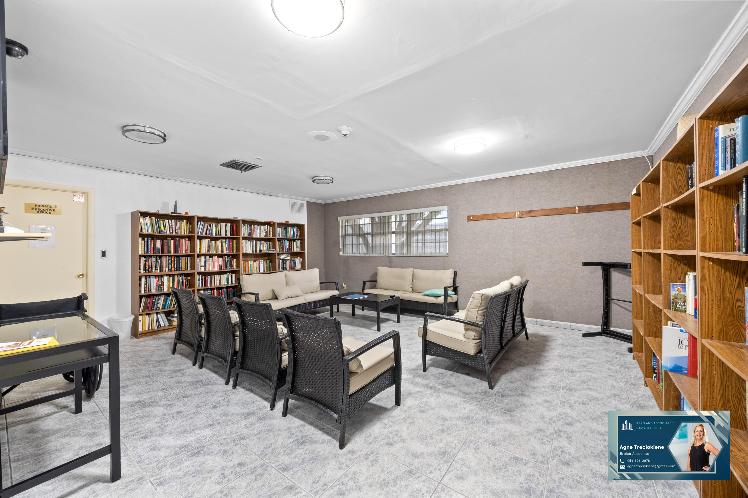 SAPPHIRE CONDO - Residential