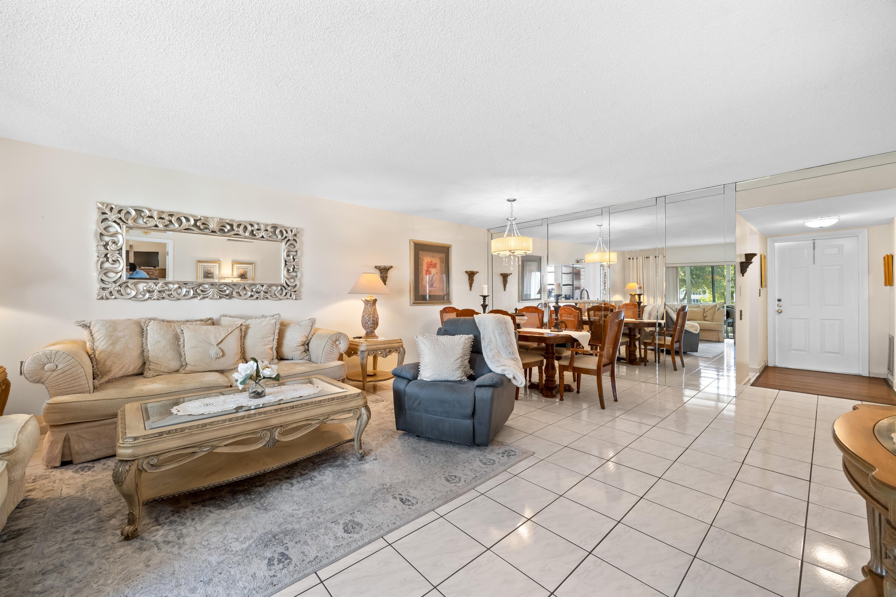 4000 NW 44th Avenue 315