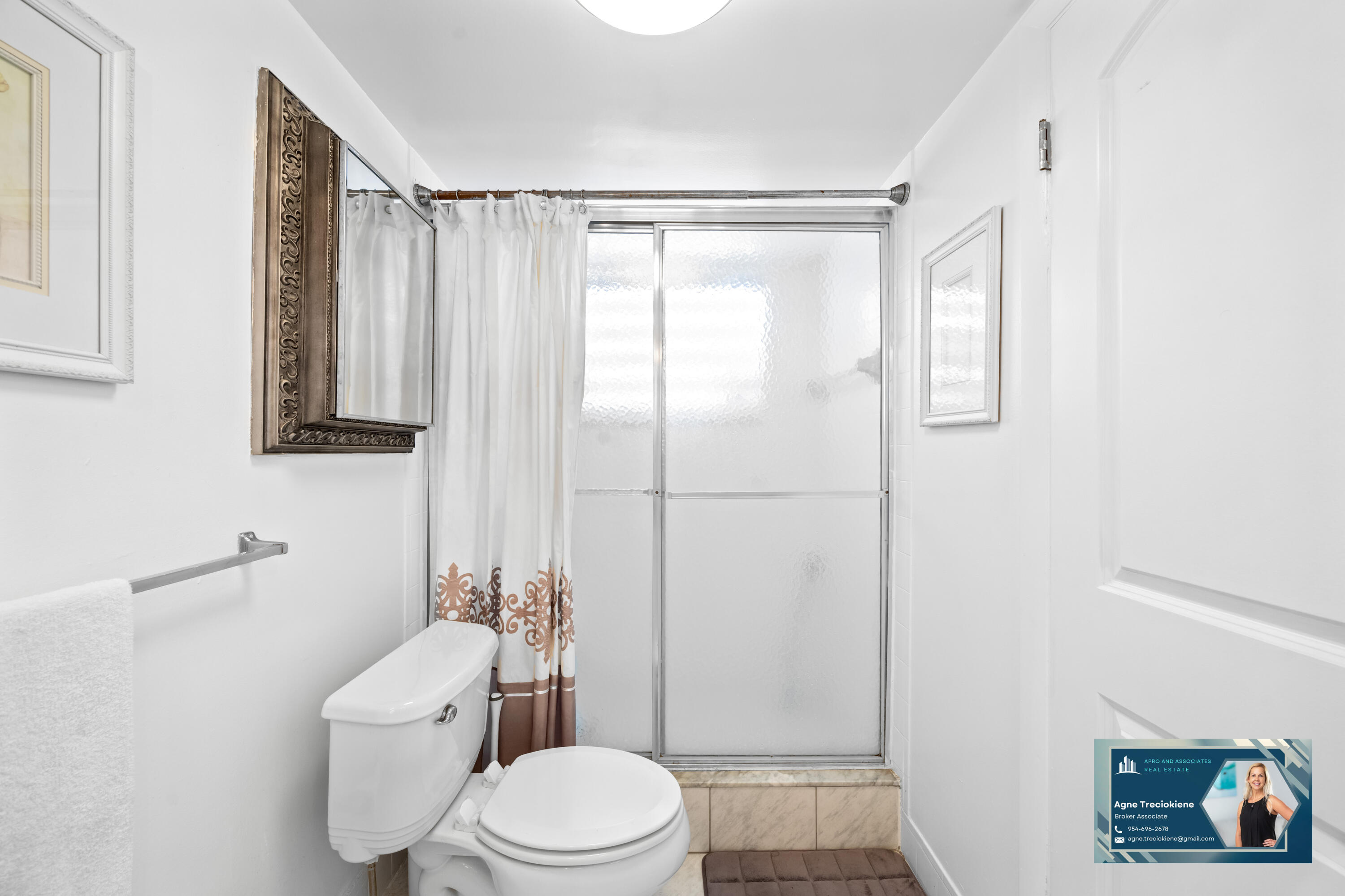 SAPPHIRE CONDO - Residential