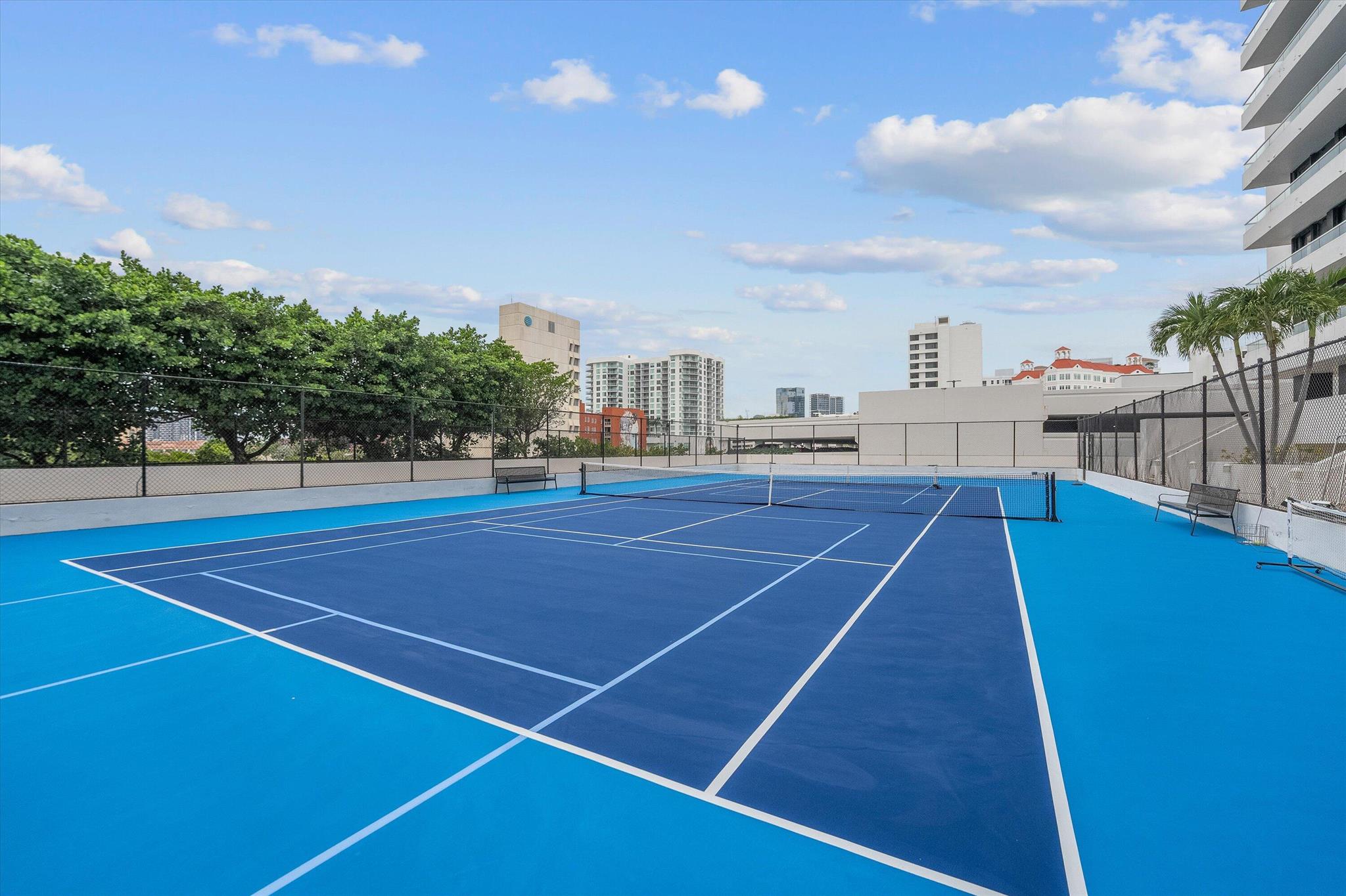 PLAZA OF THE PALM BEACHES - Residential